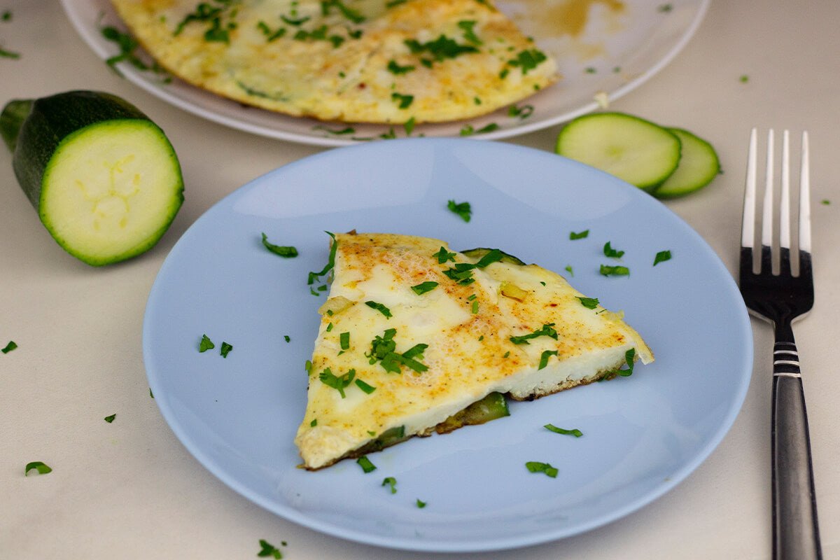 Proteinreiches Zucchini Omelette - VitalBodyPLUS.de