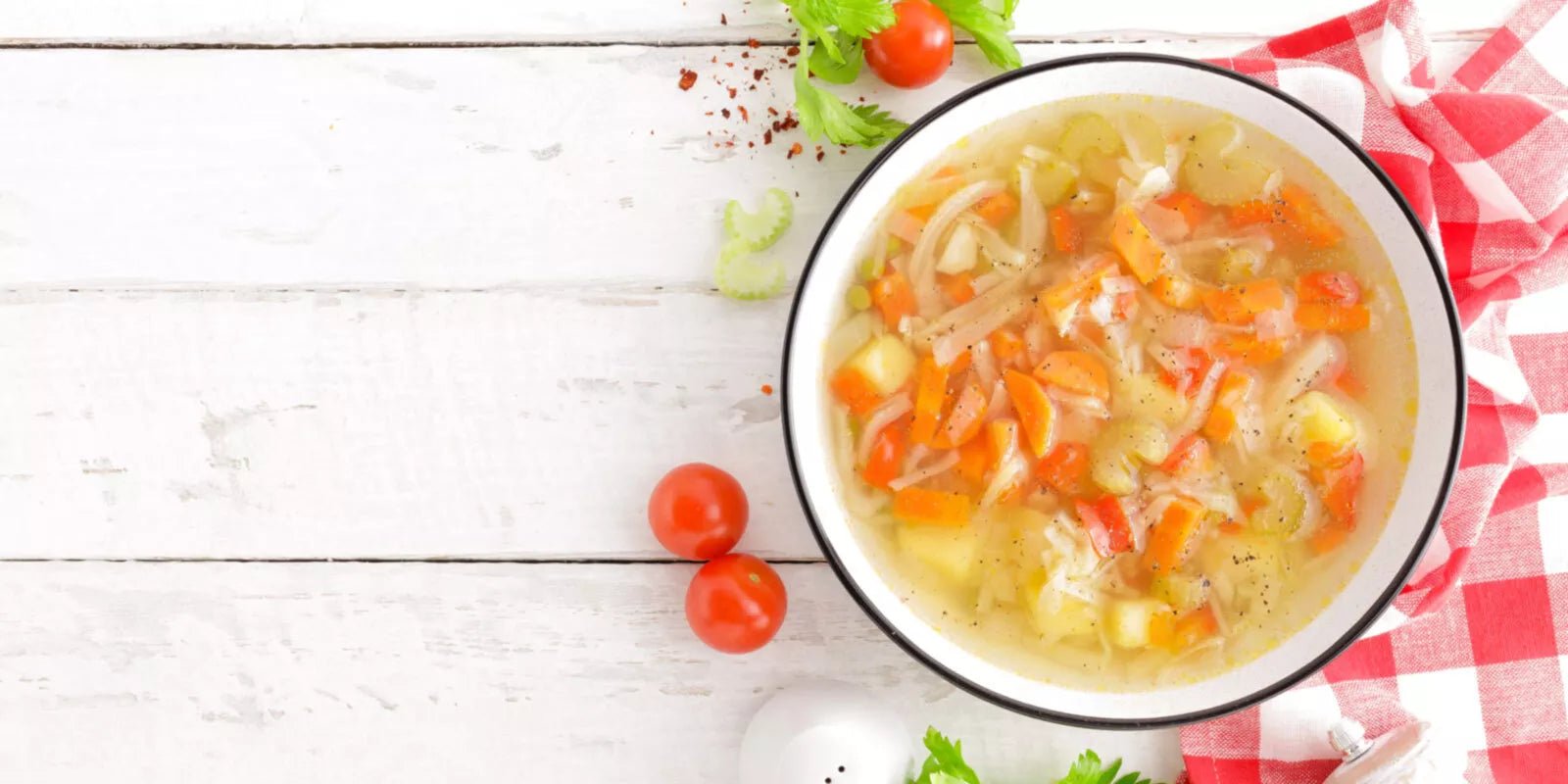 Einfache Gemüsesuppe - VitalBodyPLUS.de