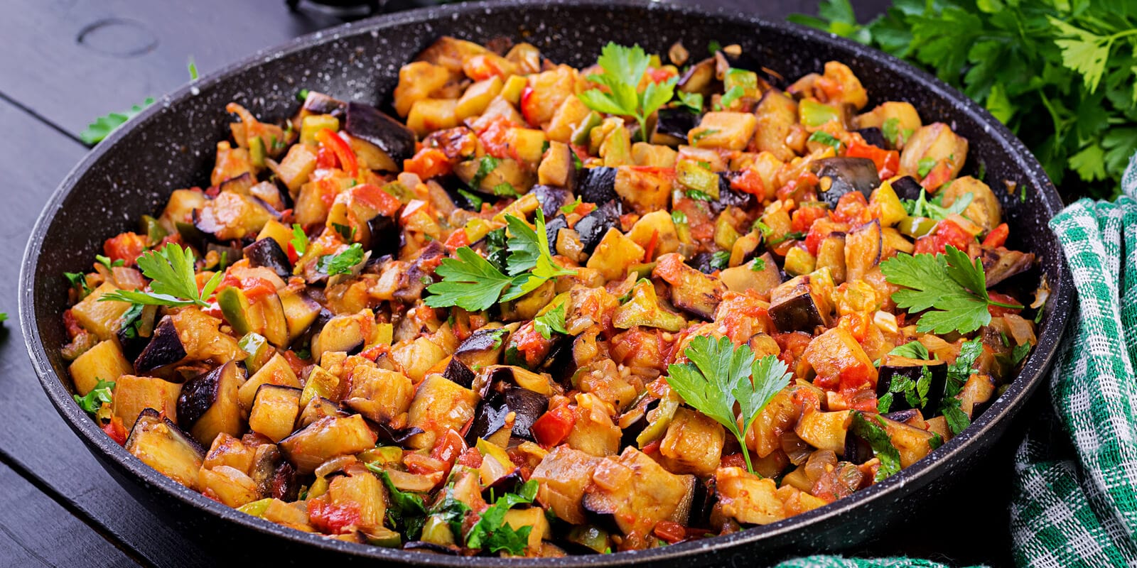 Ratatouille mit veganem Hähnchenfleisch - VitalBodyPLUS.de