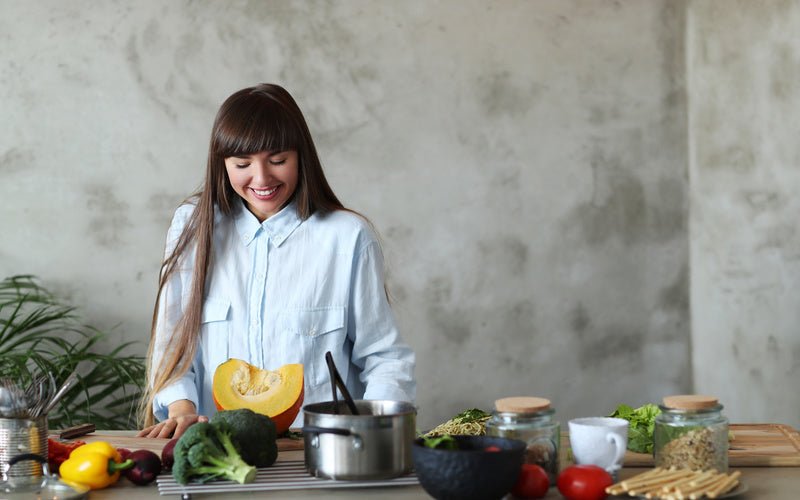 Mit einer Ernährungsumstellung langfristig abnehmen: So geht es - VitalBodyPLUS.de