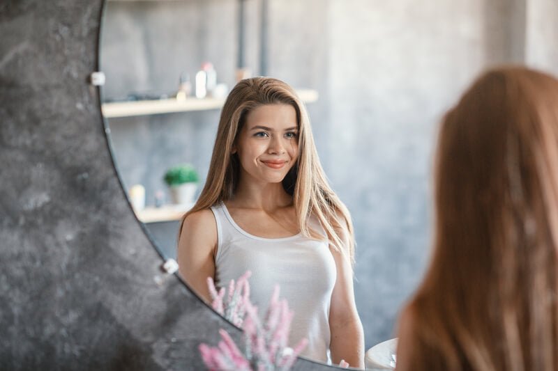 Schöne Haut und Haare durch Kieselsäure: Stimmt das? - VitalBodyPLUS.de